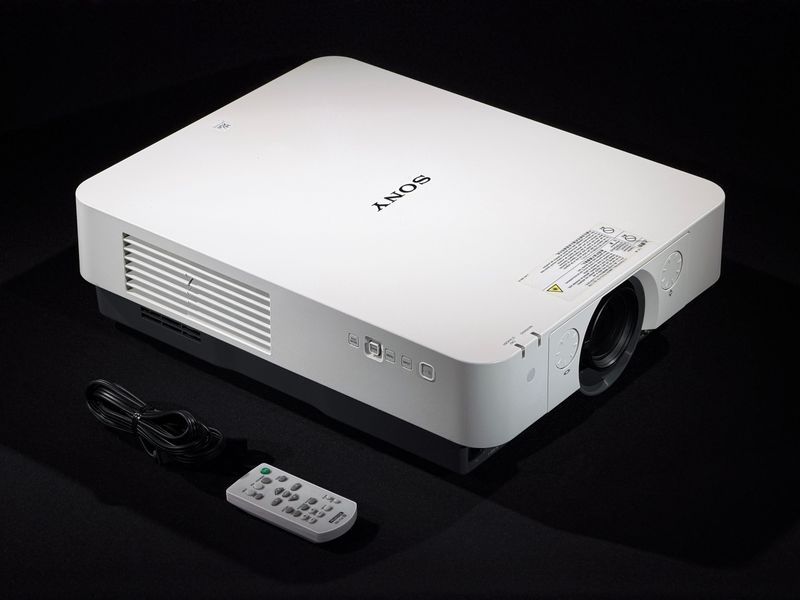 Проектор Sony VPL-FHZ55 (VPL-FHZ55/W) &mdash; б/в 10481 година напрацювання VPL-FHZ55/W фото
