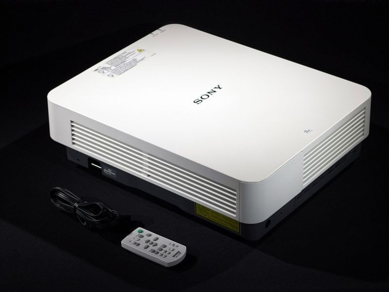 Проектор Sony VPL-FHZ55 (VPL-FHZ55/W) &mdash; б/в 10481 година напрацювання VPL-FHZ55/W фото