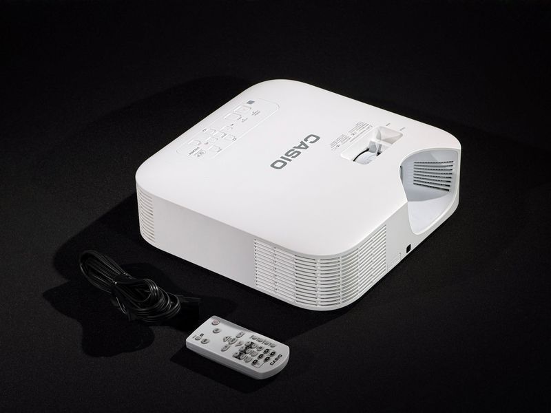 Proiector Casio XJ-F100W &mdash; folosit, 6647 h de funcționare XJ-F100W foto