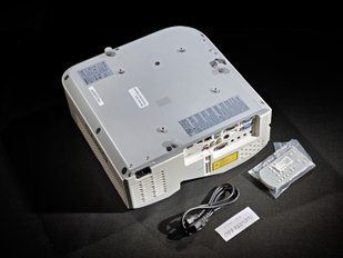Casio XJ-UT310WN projector &mdash; used, 2735 h of operation