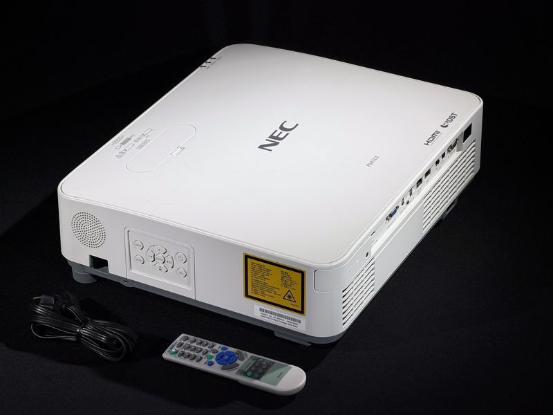 Проектор NEC NP-P605UL &mdash; б/в 157 година напрацювання NP-P605UL фото